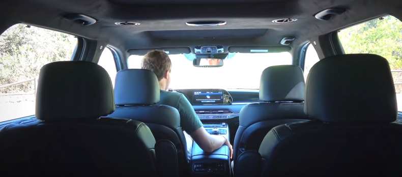 ТОП 49 лучших кроссоверов на 2023 по цене качеству