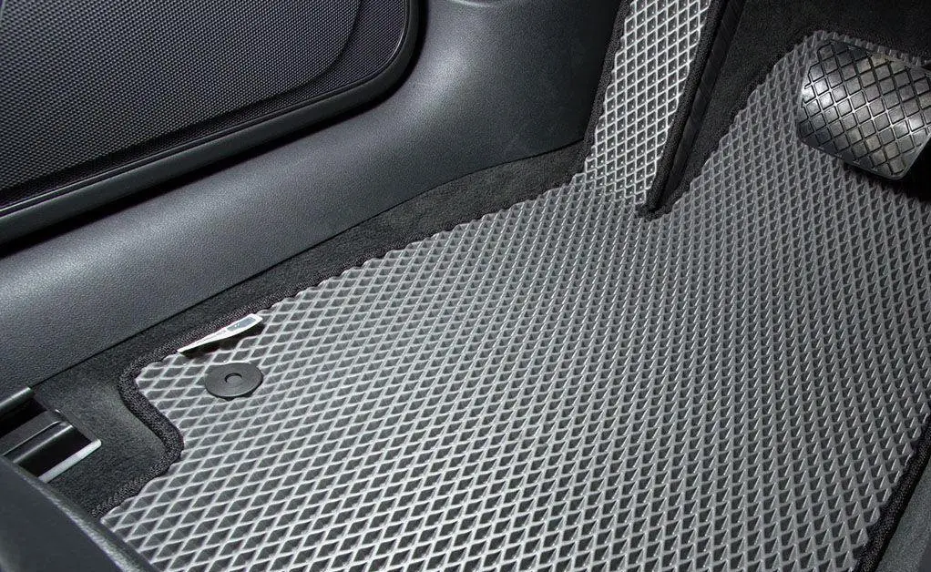 Качество против цены: как выбрать лучшие автомобильные коврики для вашего автомобиля