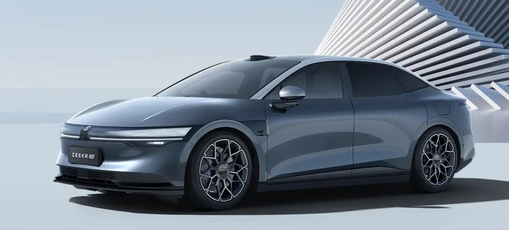 Zeekr 007: Восходящая звезда в мире электромобилей