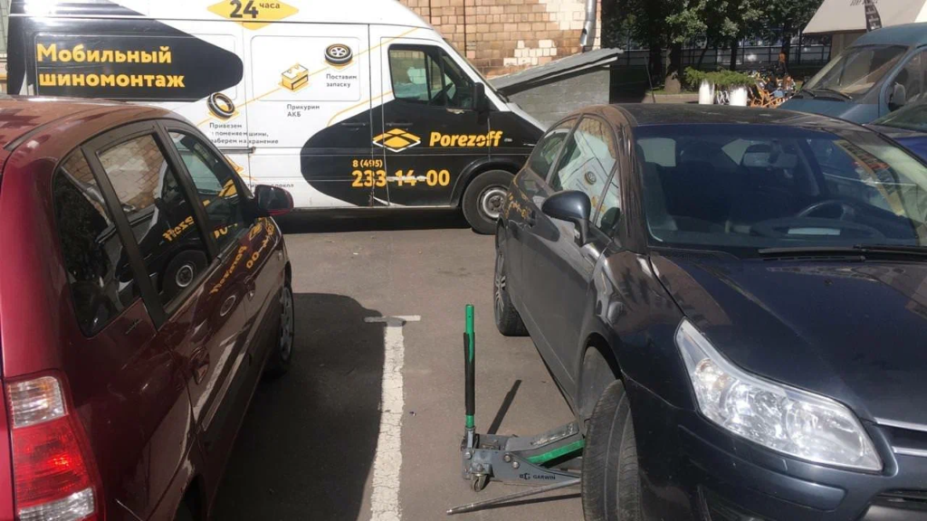 Преимущества и особенности выездного шиномонтажа в Москве